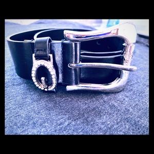 NWOT Guess Belt size S